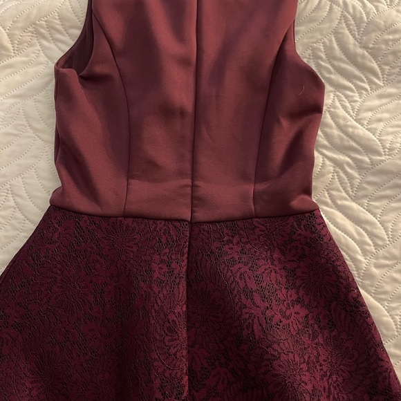 Francesca's Collections burgundy lace Dress - Picture 6 of 6